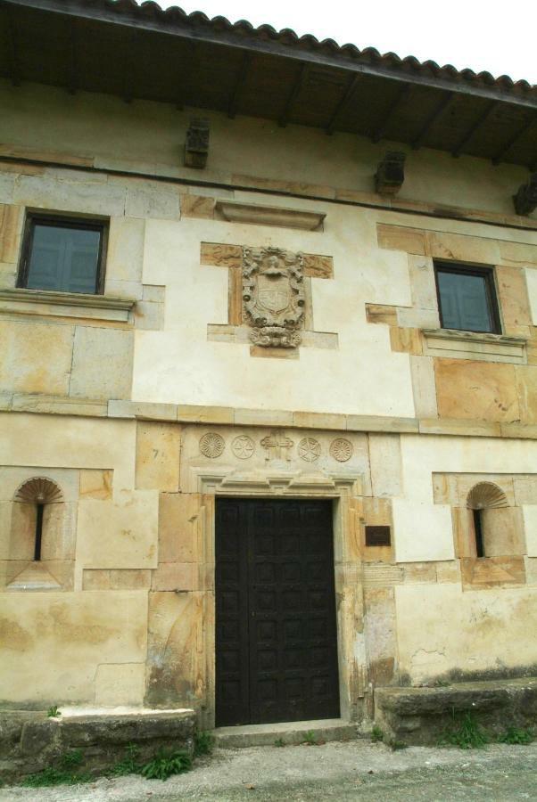 הוילה Palacio Rural De Inguanzo De Cabrales מראה חיצוני תמונה