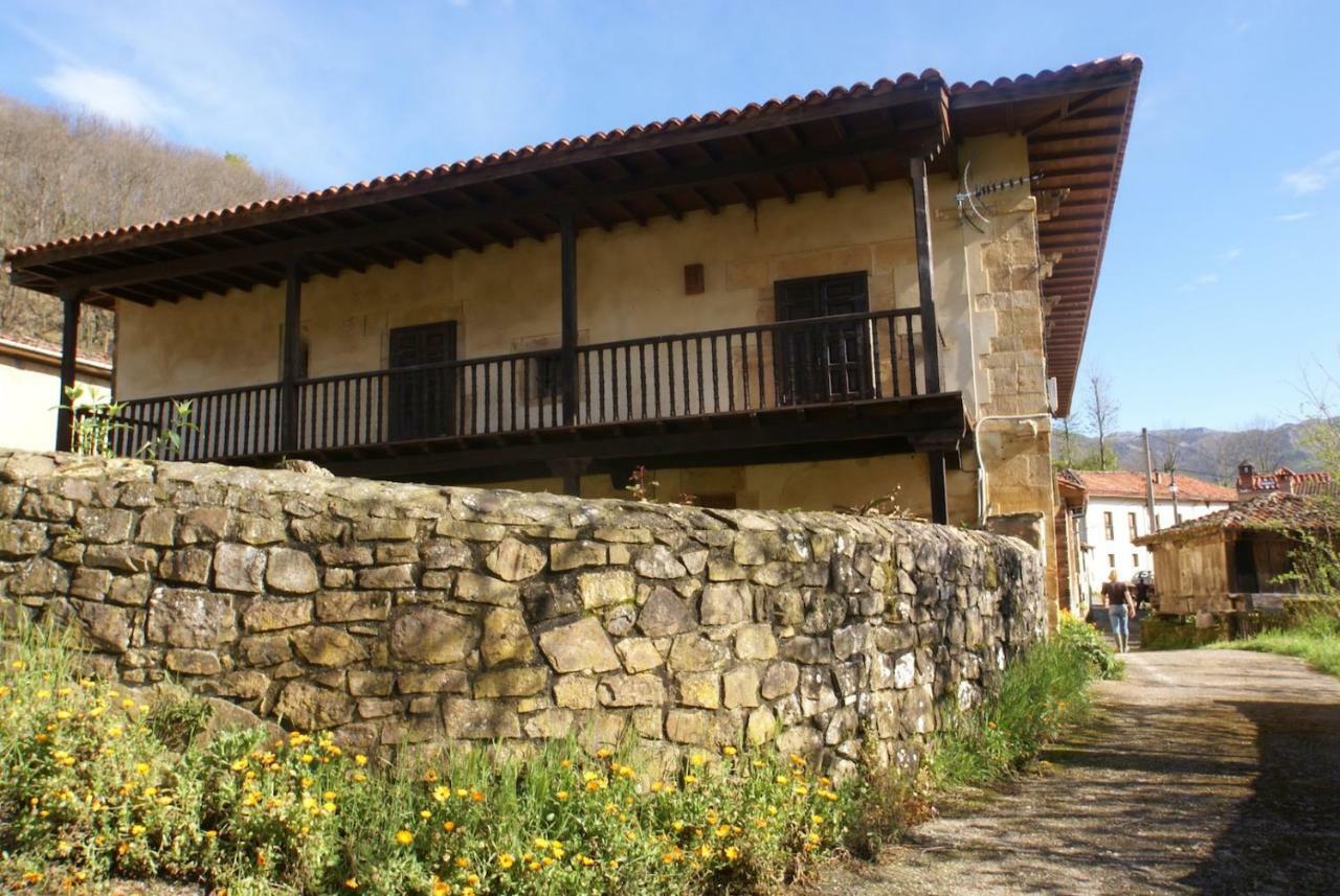 הוילה Palacio Rural De Inguanzo De Cabrales מראה חיצוני תמונה