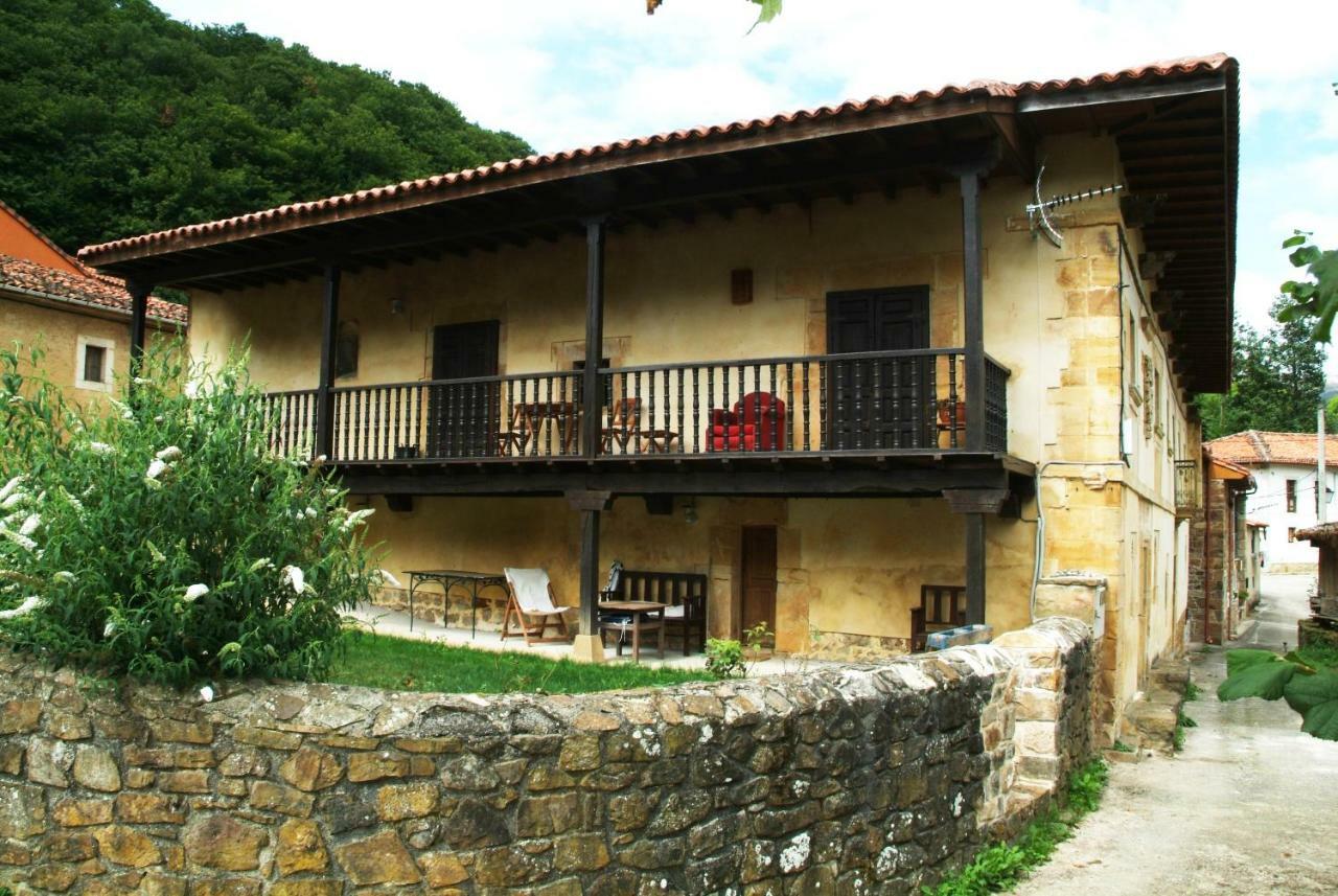 הוילה Palacio Rural De Inguanzo De Cabrales מראה חיצוני תמונה